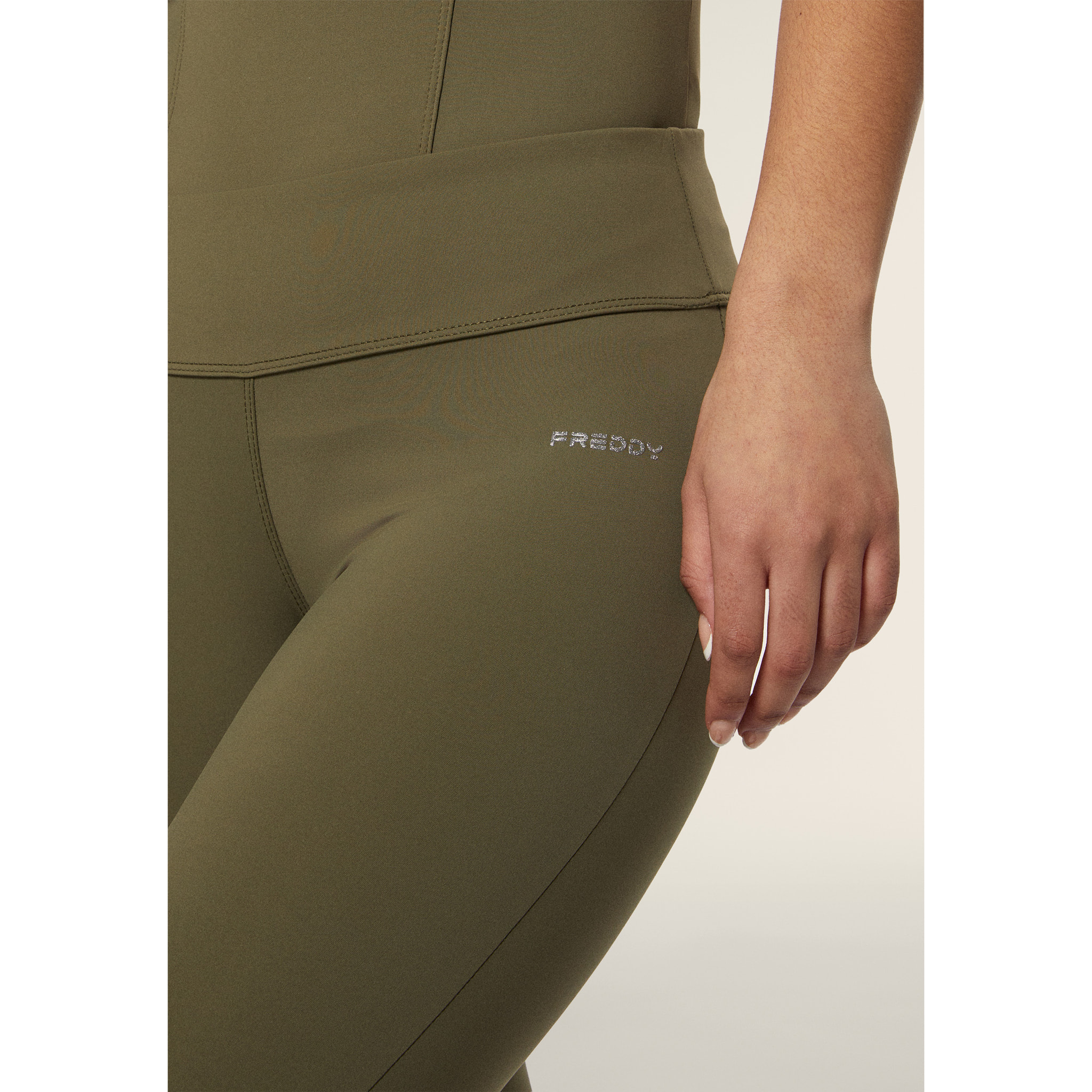 Leggings N.O.W. vita media 7/8 in tessuto tecnico D.I.W.O. Nylon