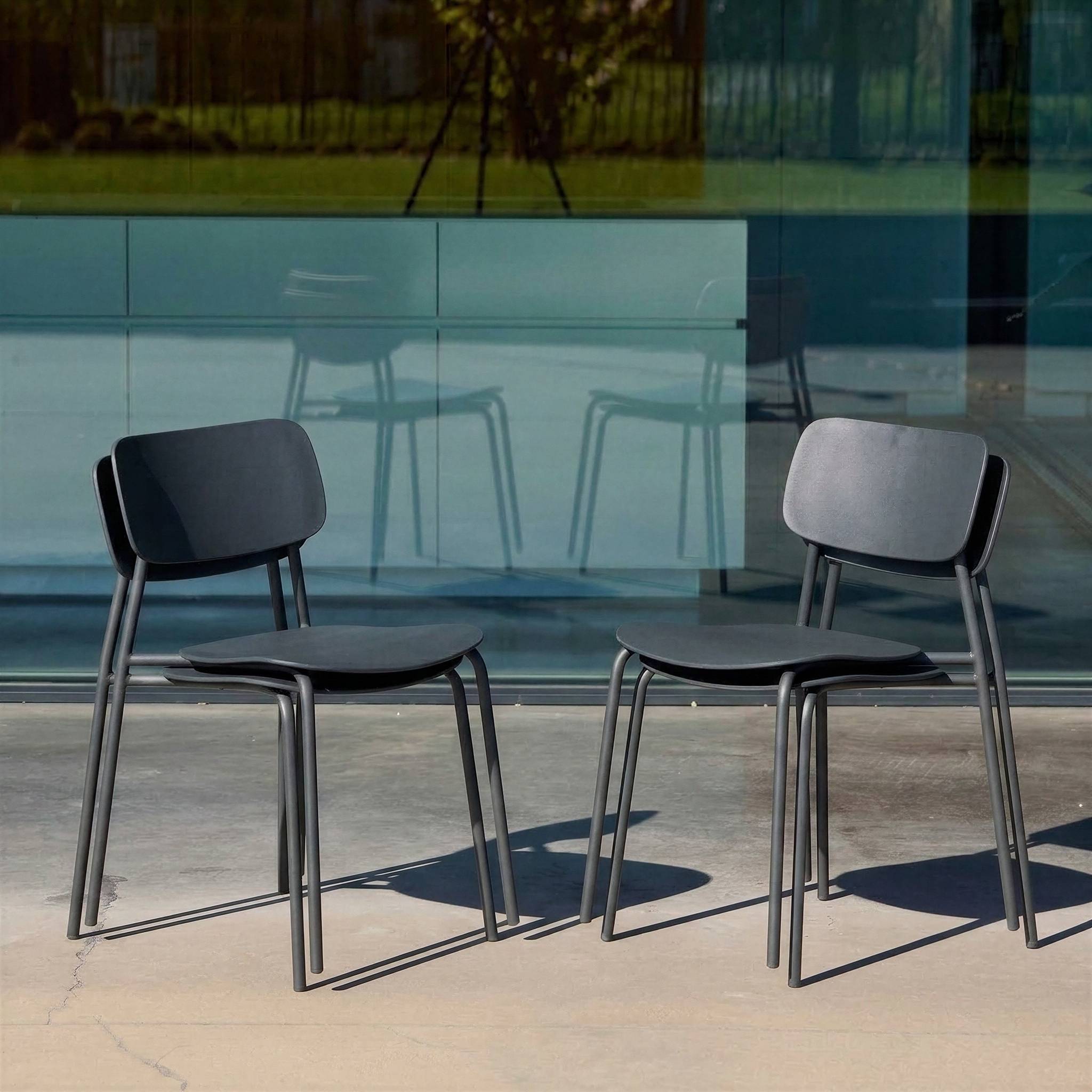 Chaise de jardin empilable acier et plastique (lot de 4) LIVA