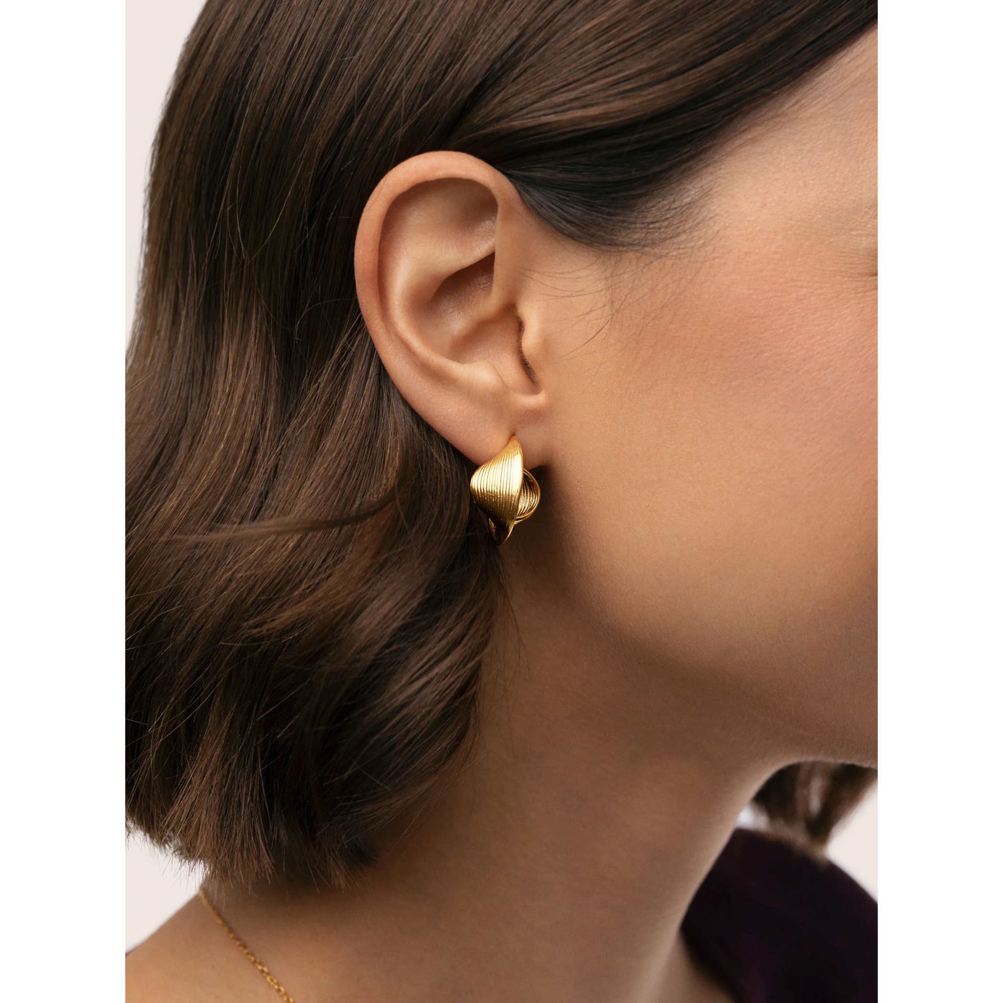 Pendientes Mini Infinito Acero Baño Oro