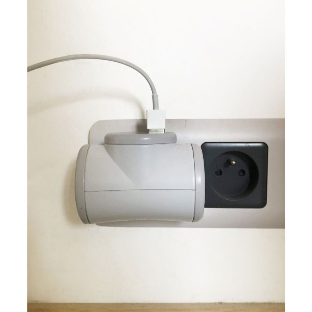 Multiprise WATT AND CO Bloc biplite rotative + 2 prises USB