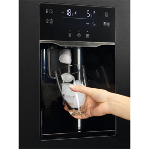 AEG Frigorífico americano de libre instalación Serie 9000 MultiChill de 177 cm ORX9V351DB | Reacondicionado