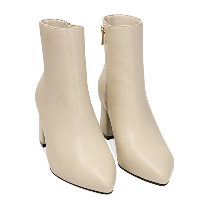 Botines crema , tacòn 6 cm