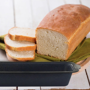 Lot comprenant 1 Moule à cake en silicone fibre de verre, 1 spatule Zenker et 2 bols à mixer en inox Fackelmann