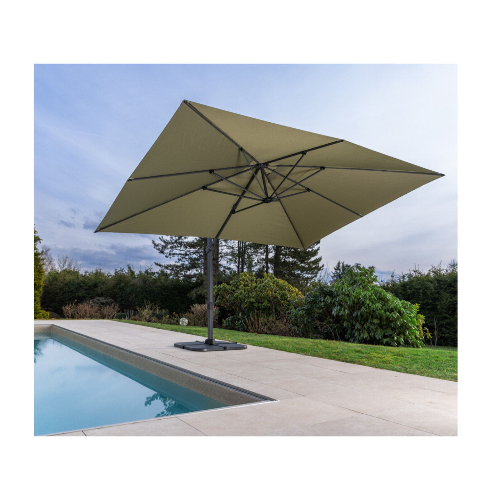Parasol déporté 4x3m - vert mélèze - SAPHIR