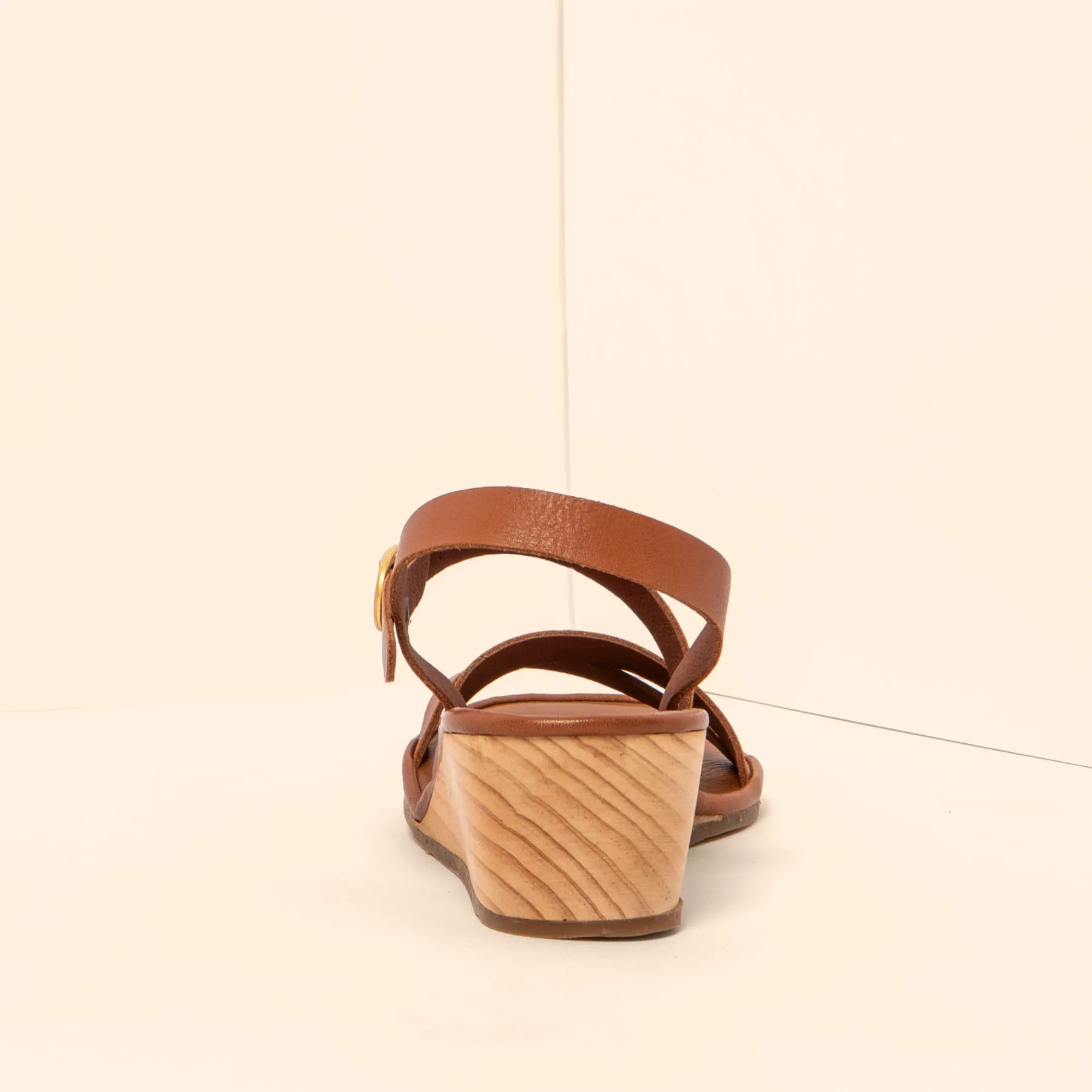 Sandalias con tacón N852 SOFT NAPPA CUERO/ GAIA color Cuero