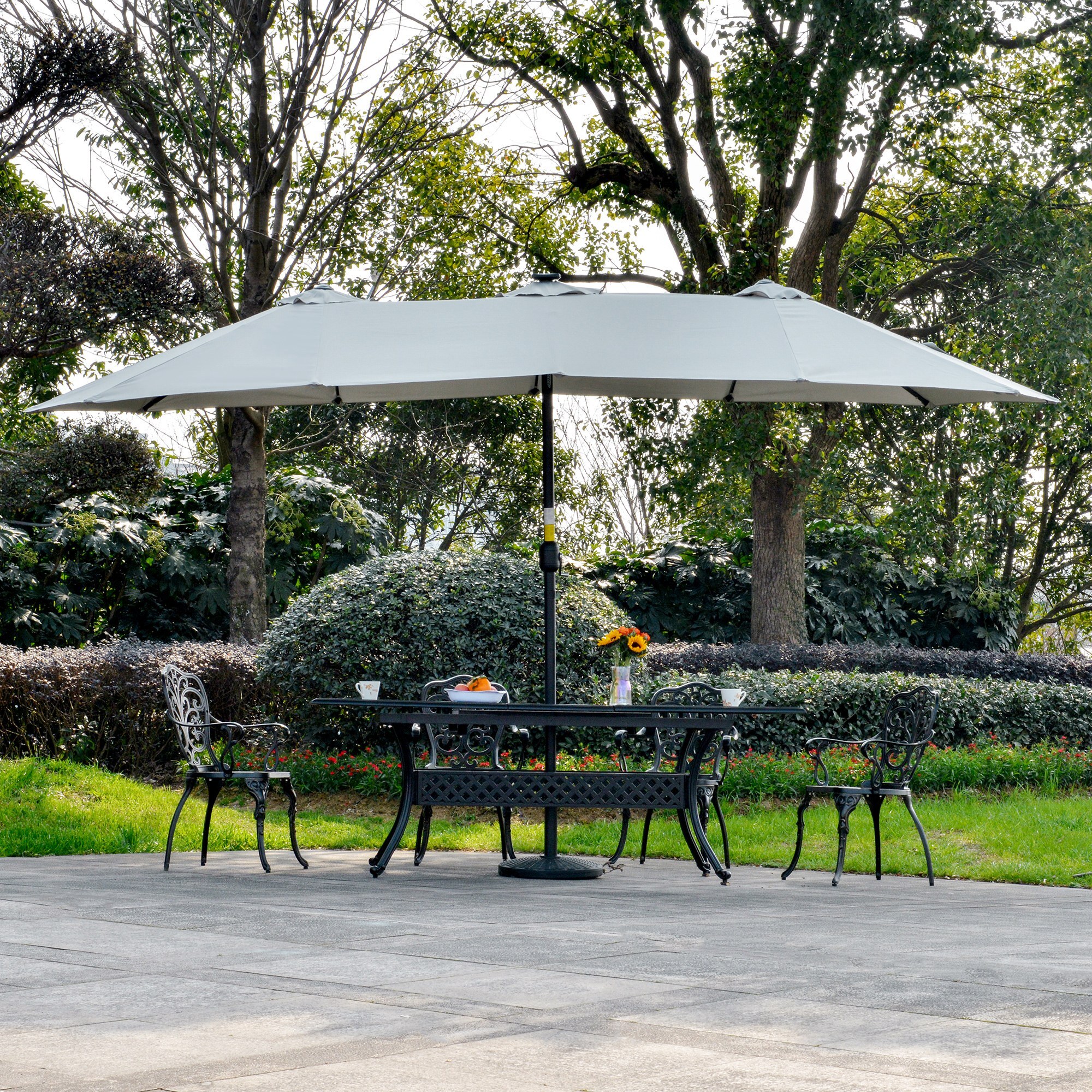 Outsunny Sombrilla Doble de Jardín con 48 Luces LED Solar 450x265x240 cm Parasol para Patio con Manivela Protección Solar para Terraza Balcón Piscina Gris Claro