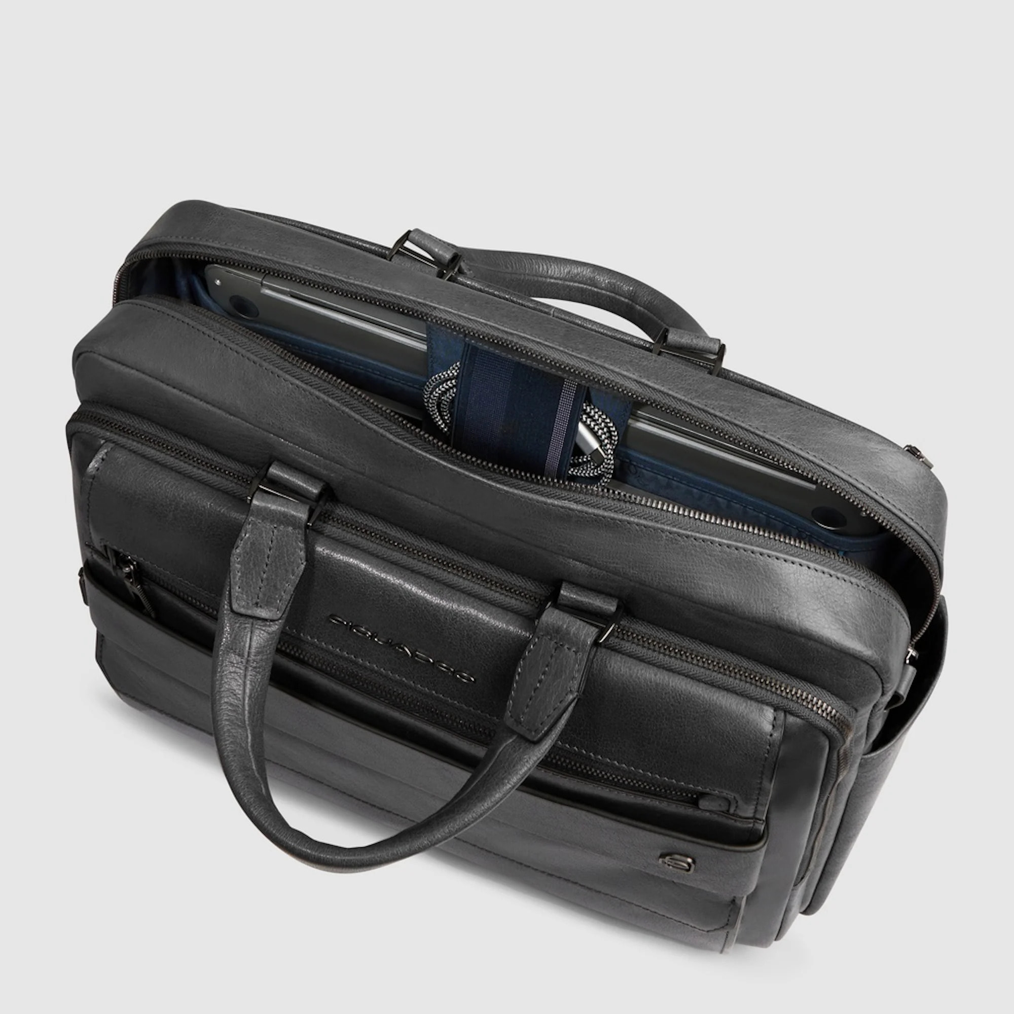 Piquadro Borsa da lavoro porta pc e porta iPad® personalizzabile con protezioni antiurto e RFID