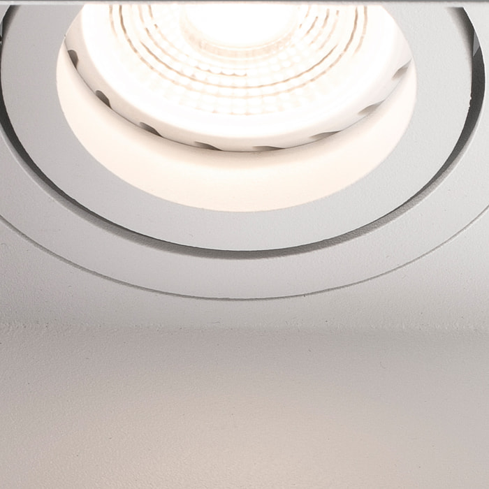 HYDE SQ Lampe encastrable blanche carré orientable sans encadrement