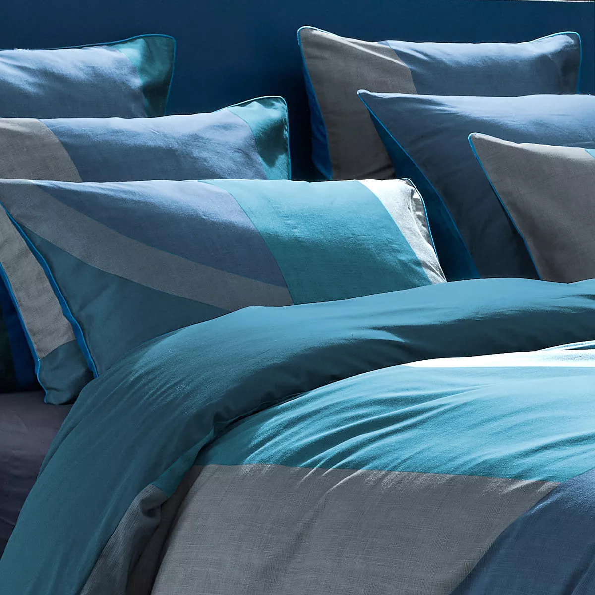 Lot h.couette +taies satin de coton imprimé bleu canard Livio petrole