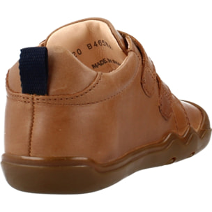 Respetuoso Niño de la marca GEOX  modelo B STEPPIEUP BOY MARRON