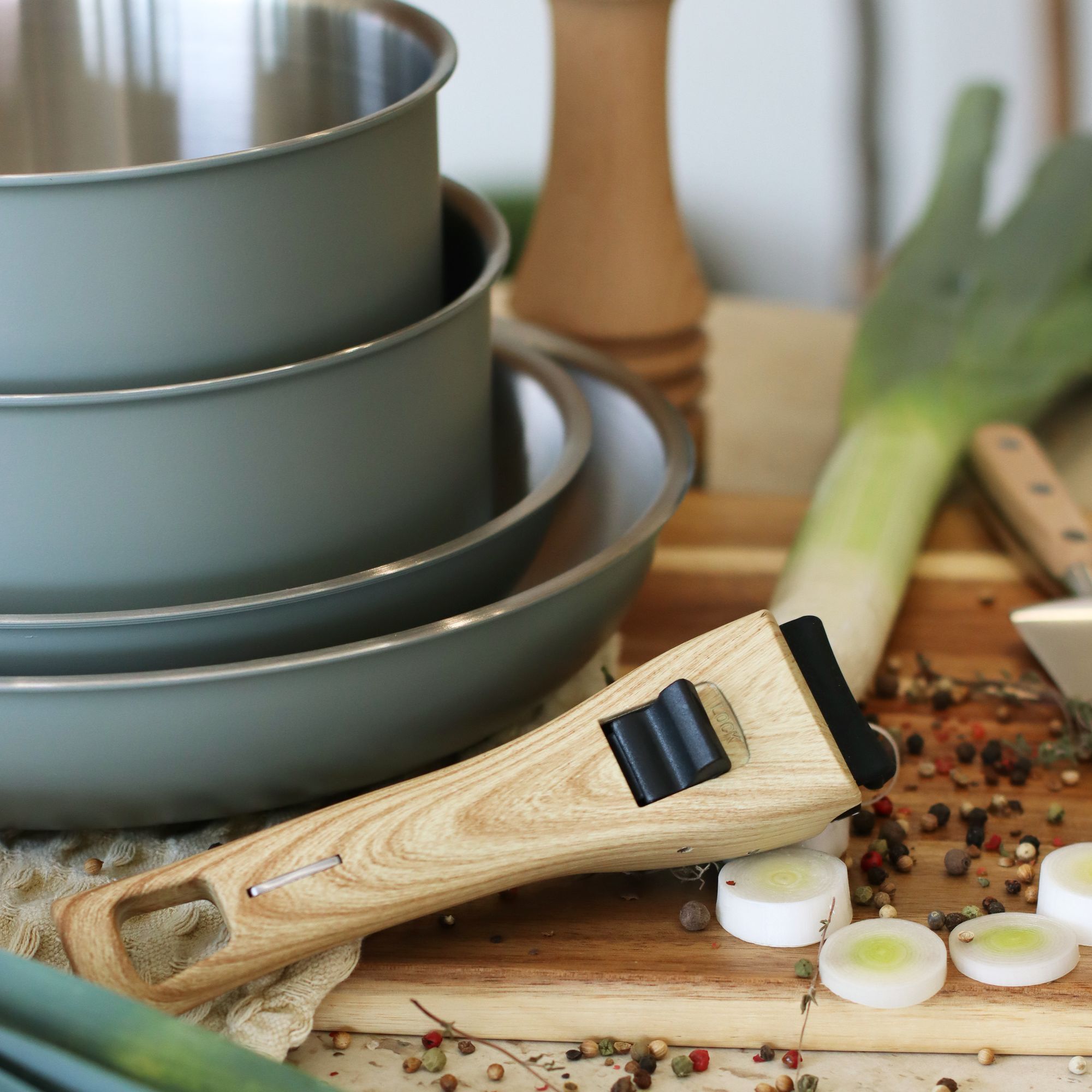 Batterie de cuisine 5 pièces en acier inoxydable - tous feux EASYNOX