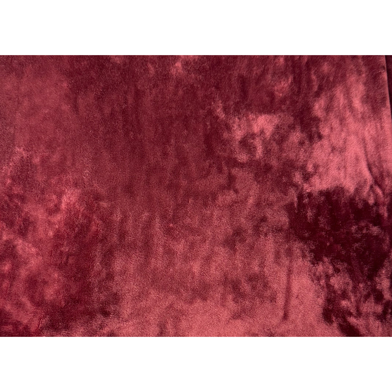 Copridivano 3 Posti Elasticizzato In Tinta Unita Effetto Velluto Modello Morbidissimo Colore Bordeaux