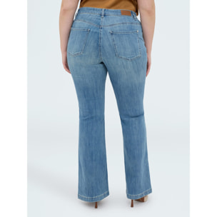 Fiorella Rubino - Jeans Flare con bordados florales - Azul