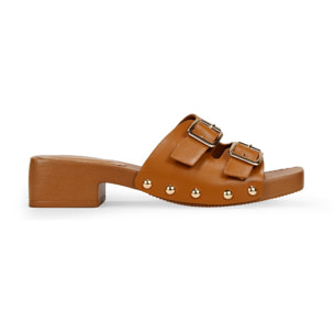 Sandalias marrones con doble hebilla