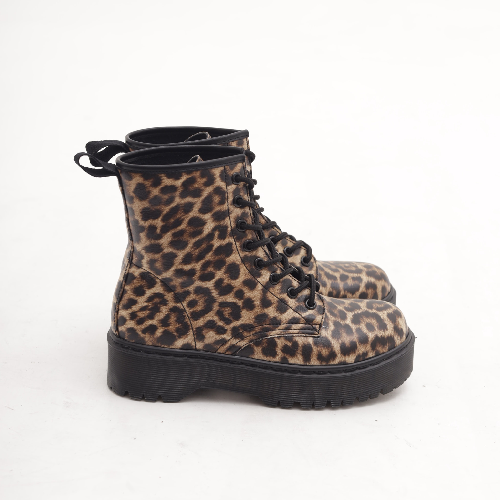 ANFIBIO 8 BUCHI PLATFORM LEOPARDO