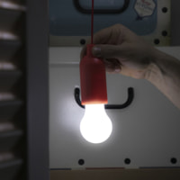 Lampadina LED Portatile Con Corda - Ø5,5x16,5 cm