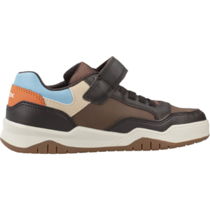 Zapatillas Niño de la marca GEOX  modelo J PERTH MARRON