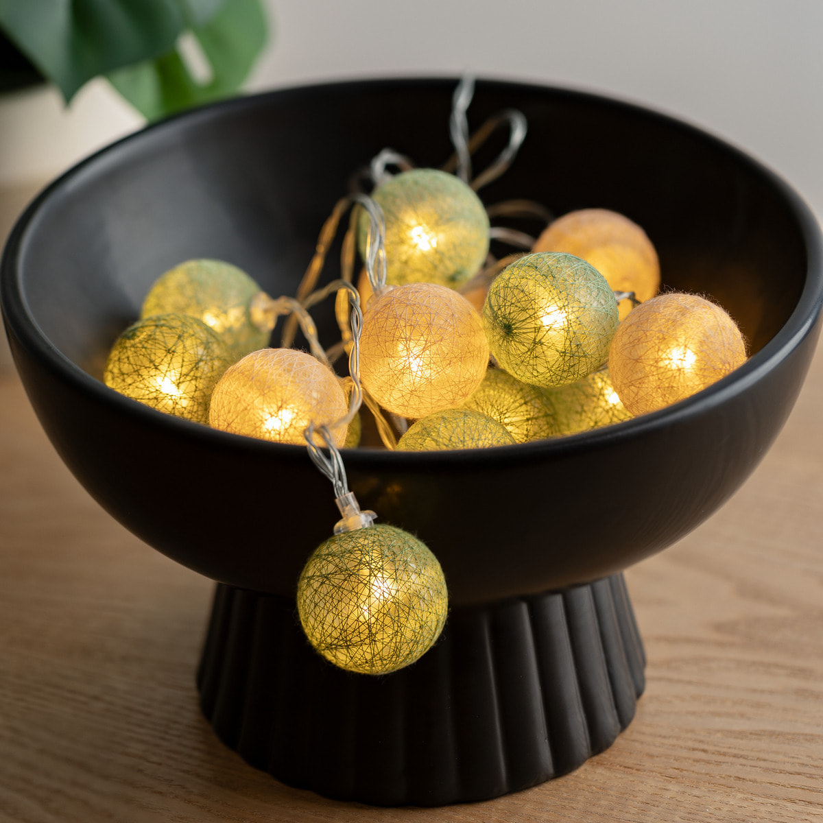Guirlande Led pile 16 boules "Army" D3,5cm