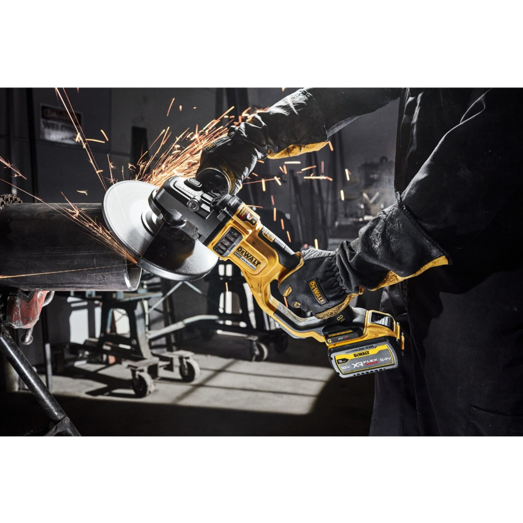 Meuleuse 230 mm DEWALT XR FLEXVOLT 54V 3Ah Li-Ion Brushless - Sans batterie, ni chargeur - DCG460NK-XJ