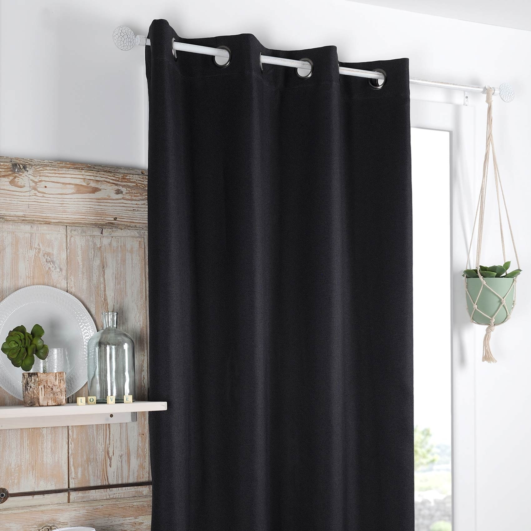 Rideau occultant et isolant doublé de polaire - Noir