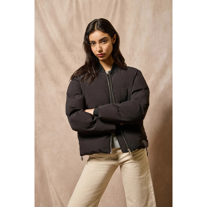 Bomber acolchada negra Dubái con detalle Polo Club