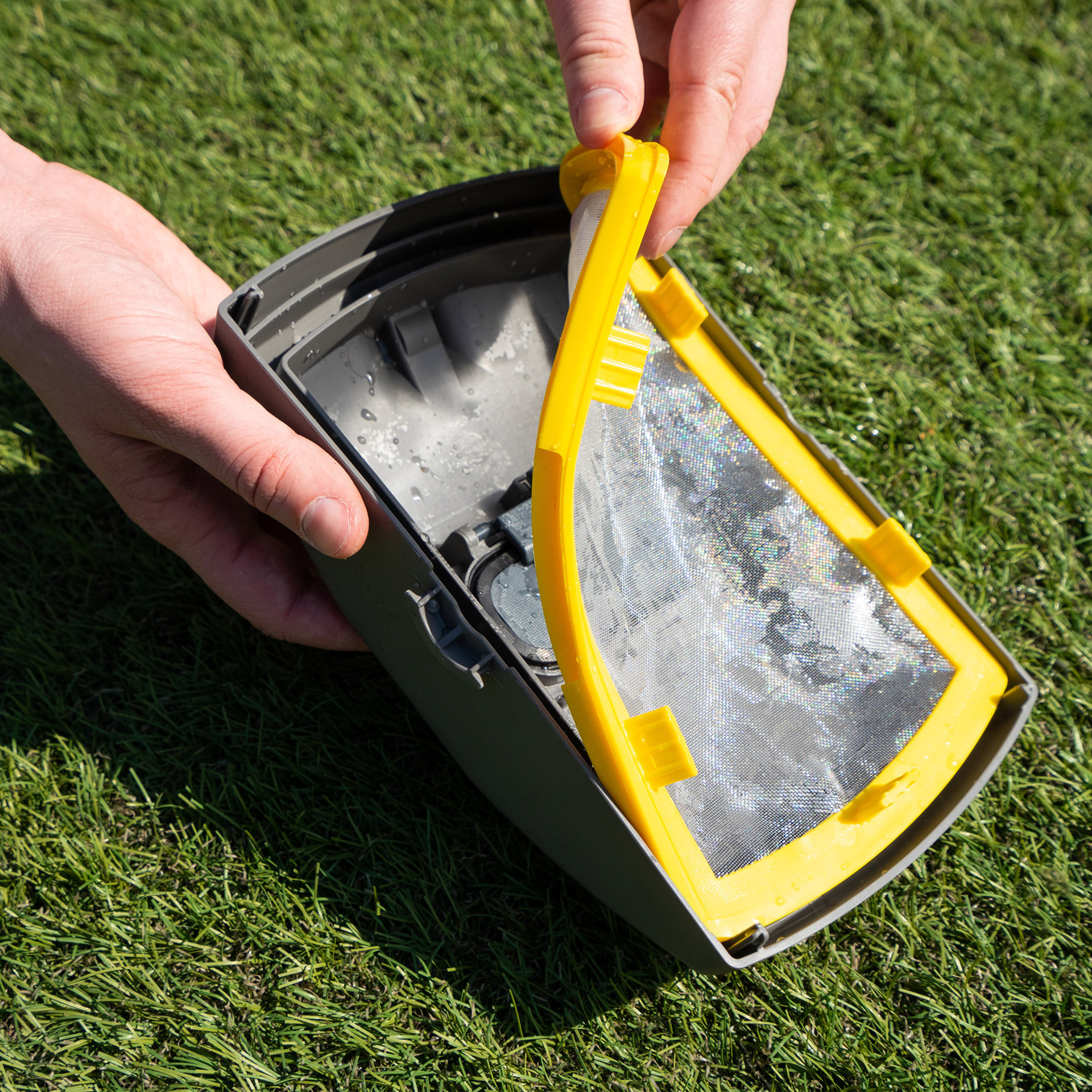 Intex Robot Pulitore Automatico Piscine ZX50, per Pompe Filtro da 3400-5600 L/h