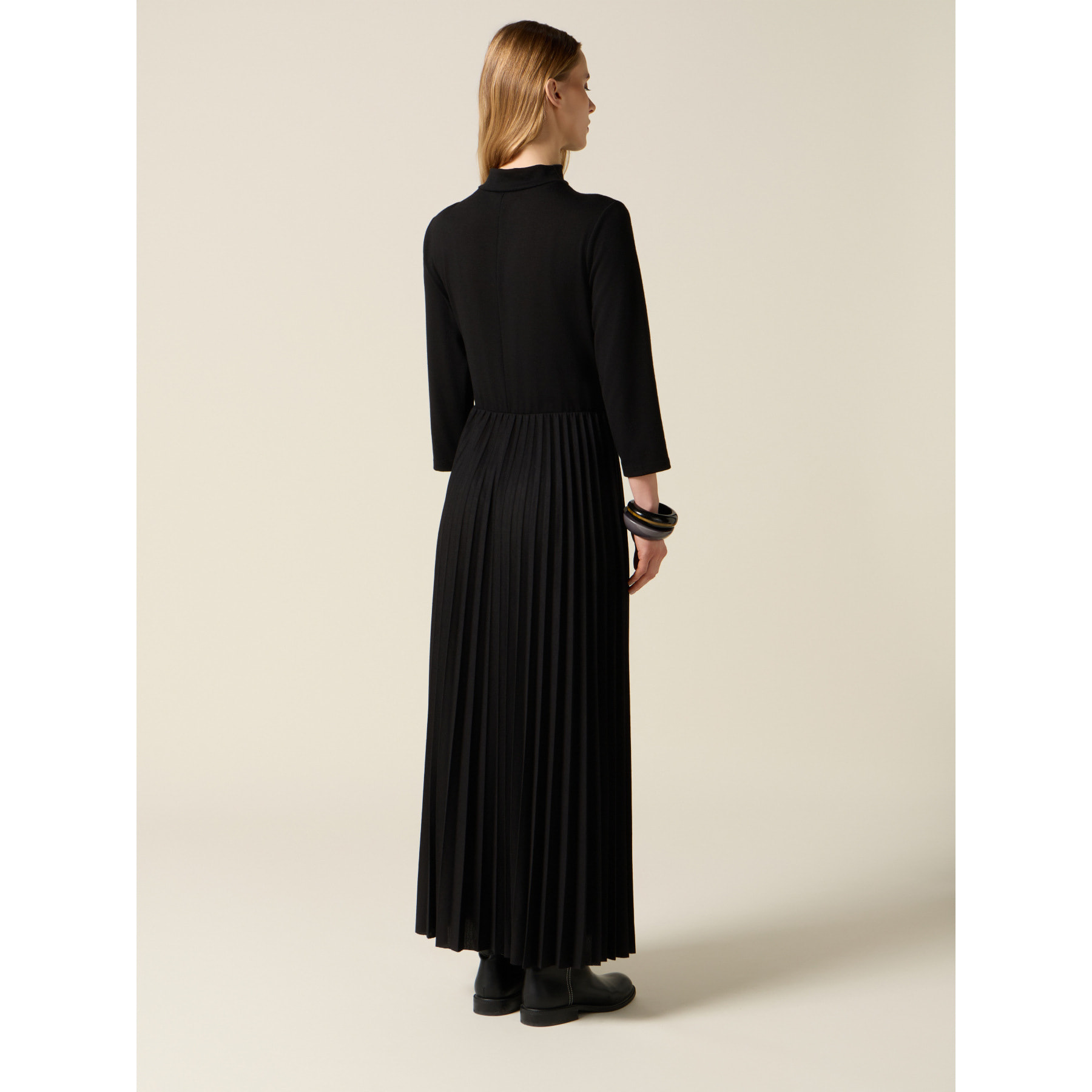 Oltre - Vestito flare misto viscosa con spilla - Nero