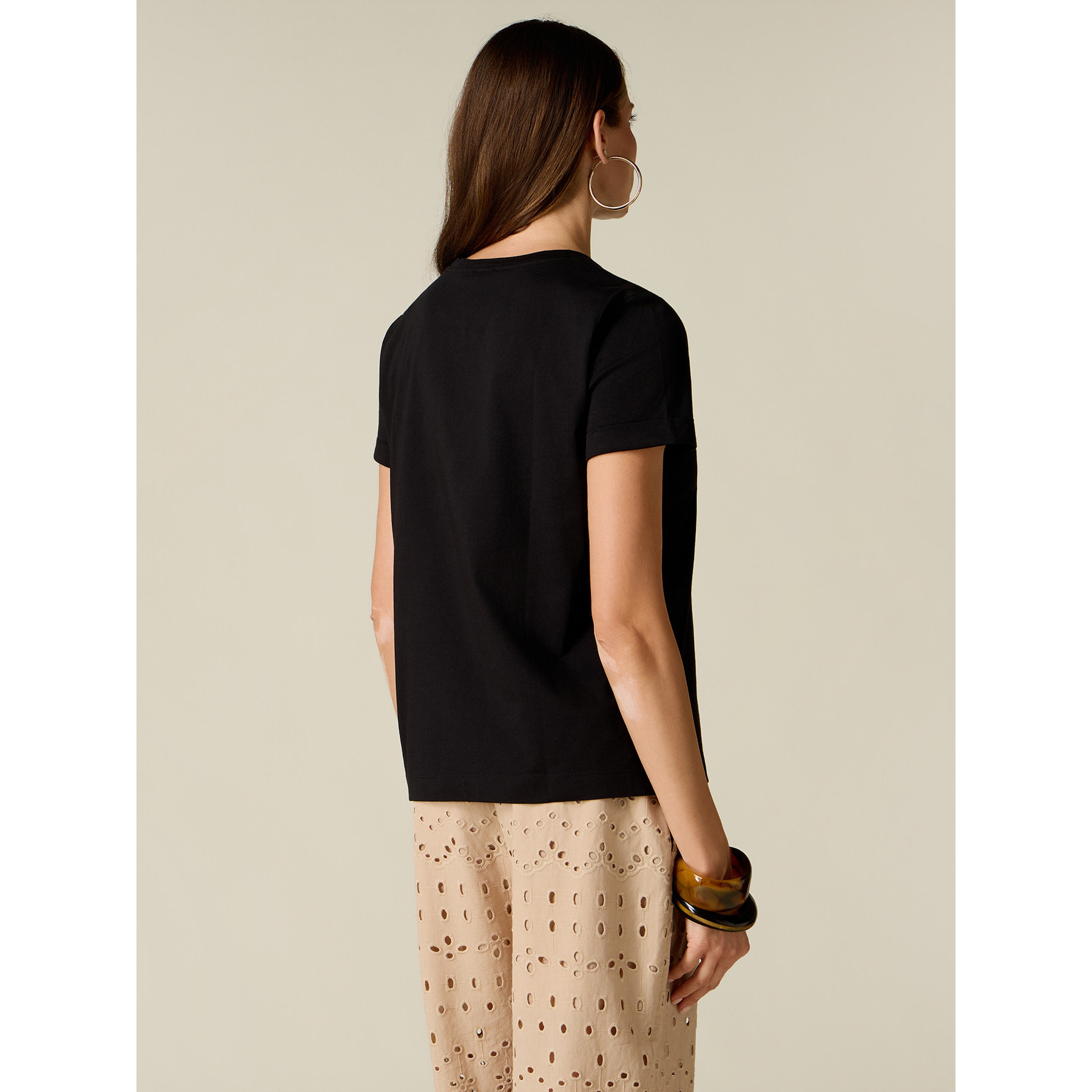 Oltre - T-shirt in cotone con applicazione floreale - Nero