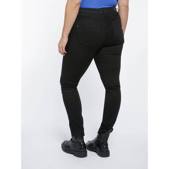 Fiorella Rubino - Vaqueros skinny push up negros modelo Giada - Negro