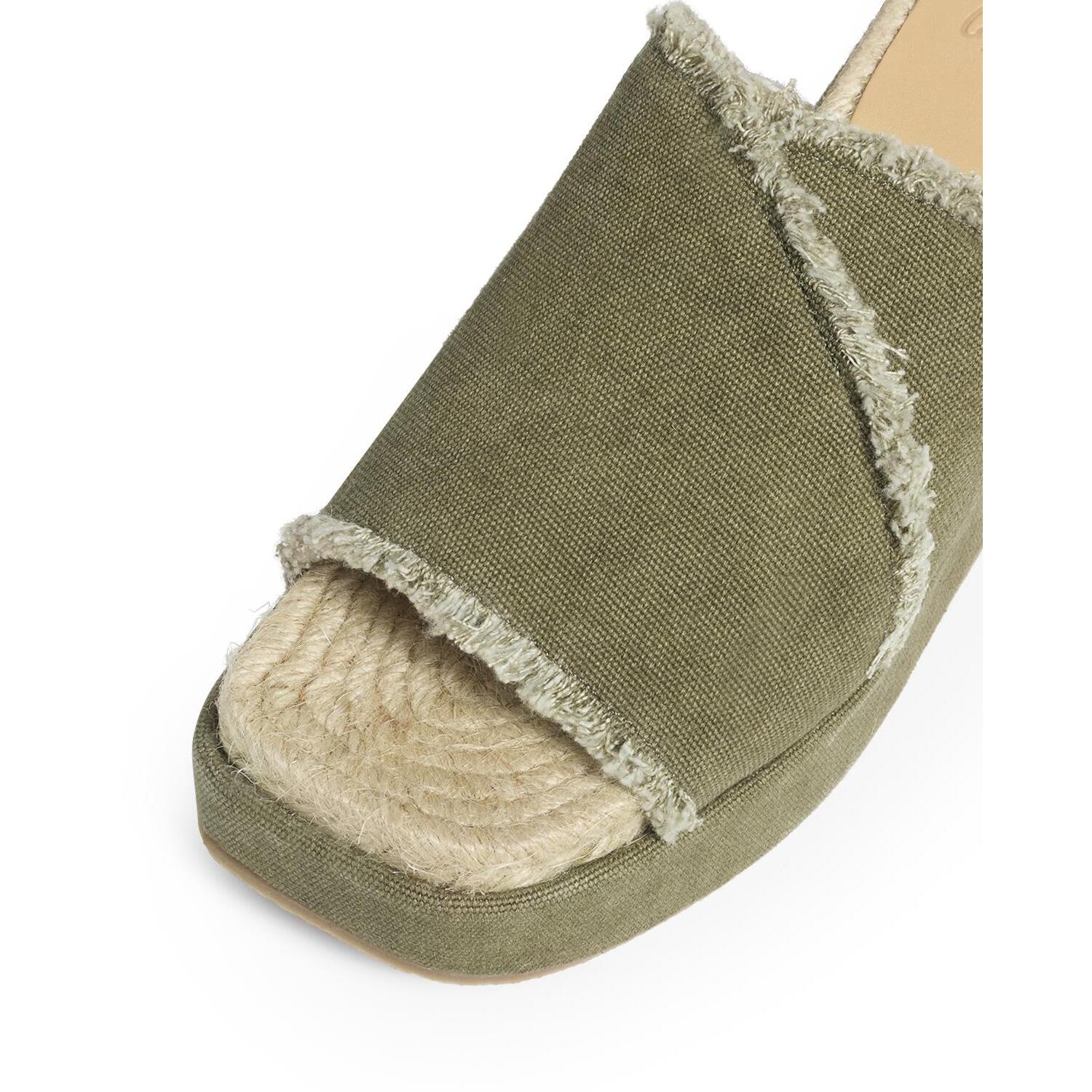 Mule en canvas con cuña de 7 cm