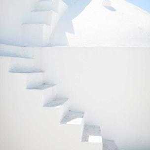 Poster escaliers sur oia Affiche + cadre en bois - Chêne