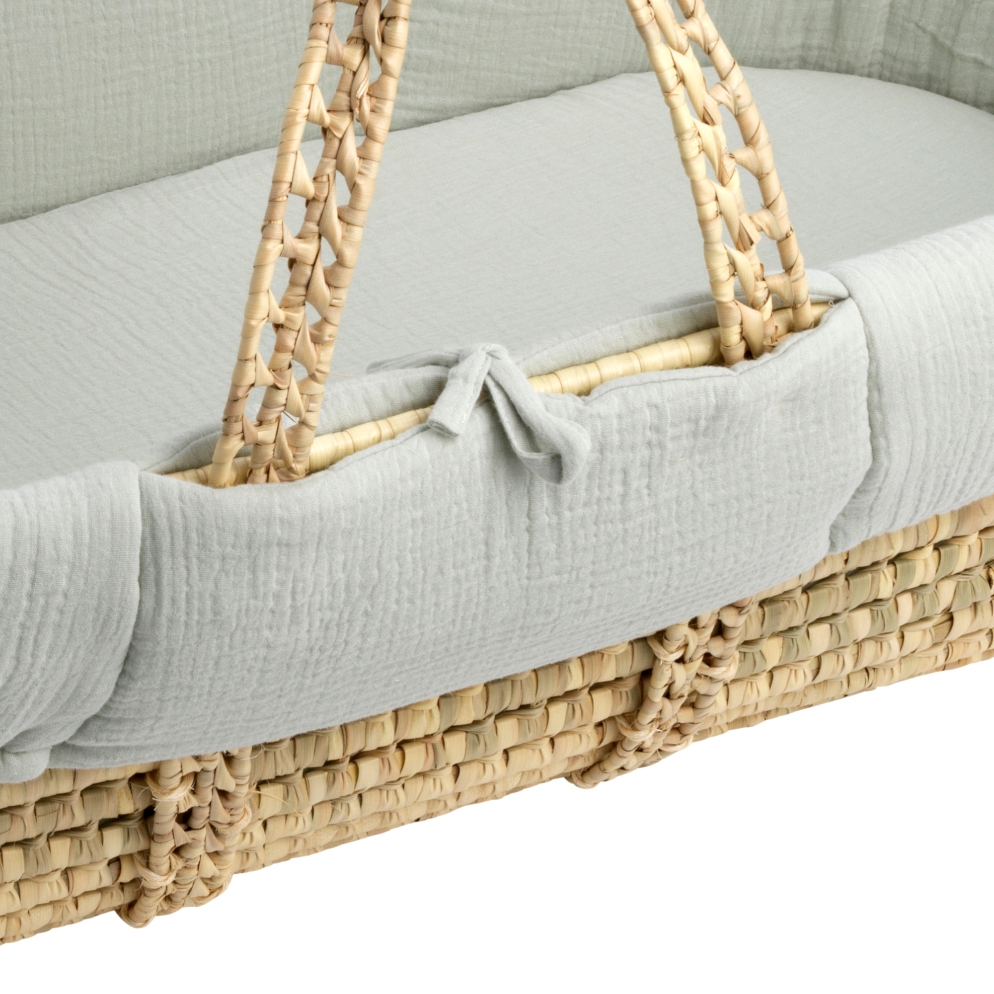 Couffin bébé en fibres naturelles avec habillage tissu
