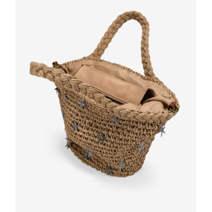 Bolso de mano marrón claro en rafia con estrellas metálicas