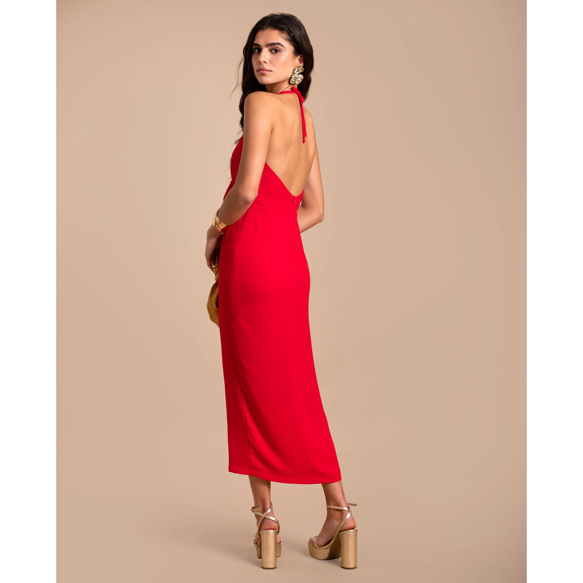 Vestido midi con espalda abierta