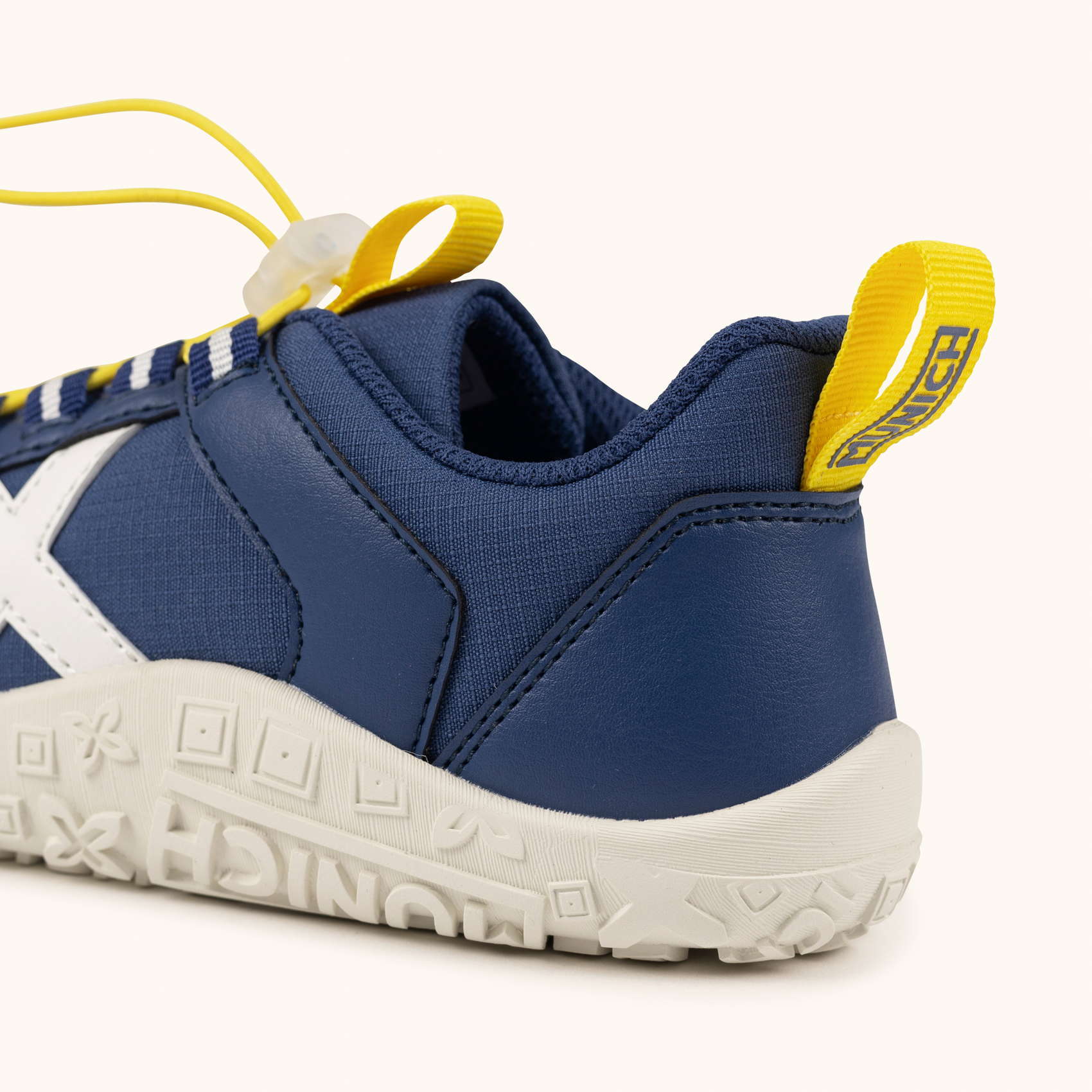 Zapatilla Infantil Técnica Azul con Ajuste de Tanca MUNICH MINI LITO 02