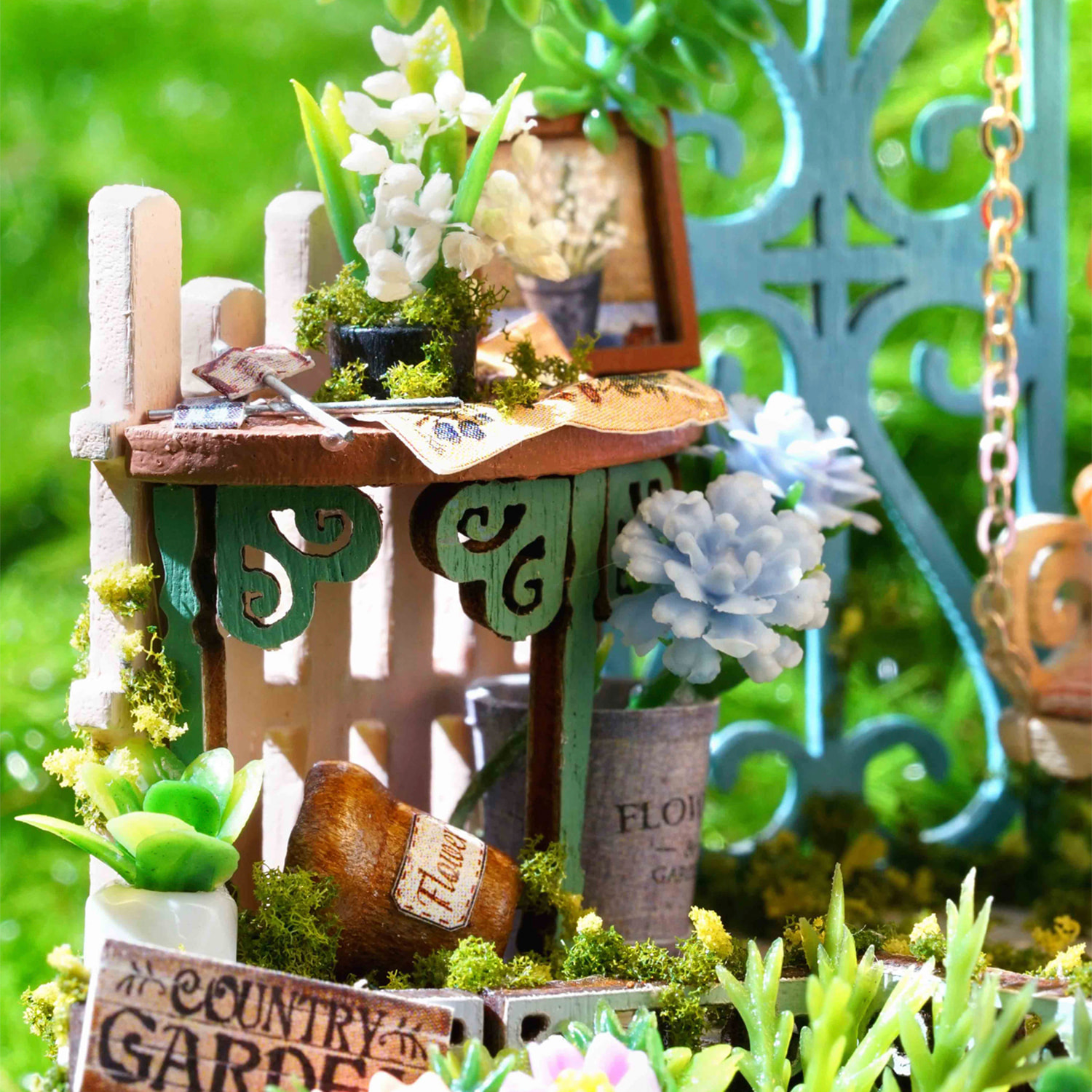 Colección Botellas de Ensueño, Cuento de Hadas. Maqueta 3D realista con gran detalle y luces led.