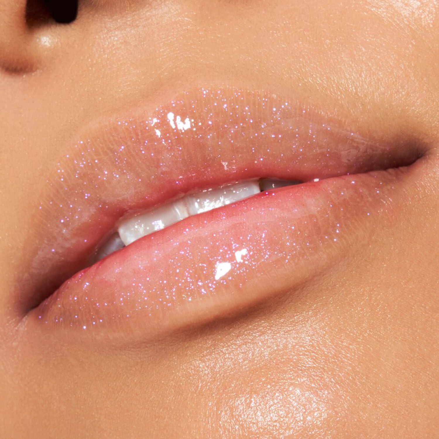 Max It Up Lip Booster Extreme - Gloss Repulpant Effet Scintillant
