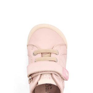 Scarpe da ginnastica per bambini con design rispettoso dei cuori