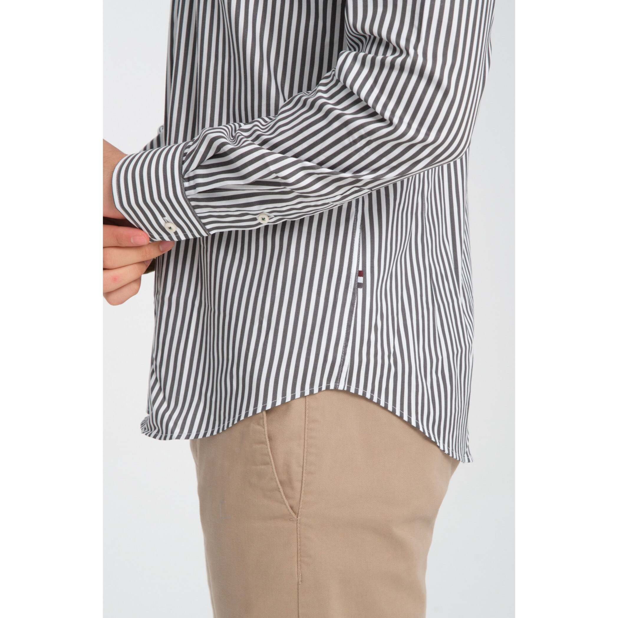 camicia uomo 1 bottone button down slim Popeline Stretch Riga Media Bianco e Grigio Scuro