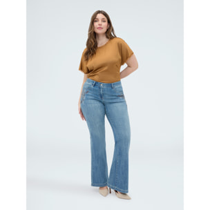 Fiorella Rubino - Jeans Flare con bordados florales - Azul