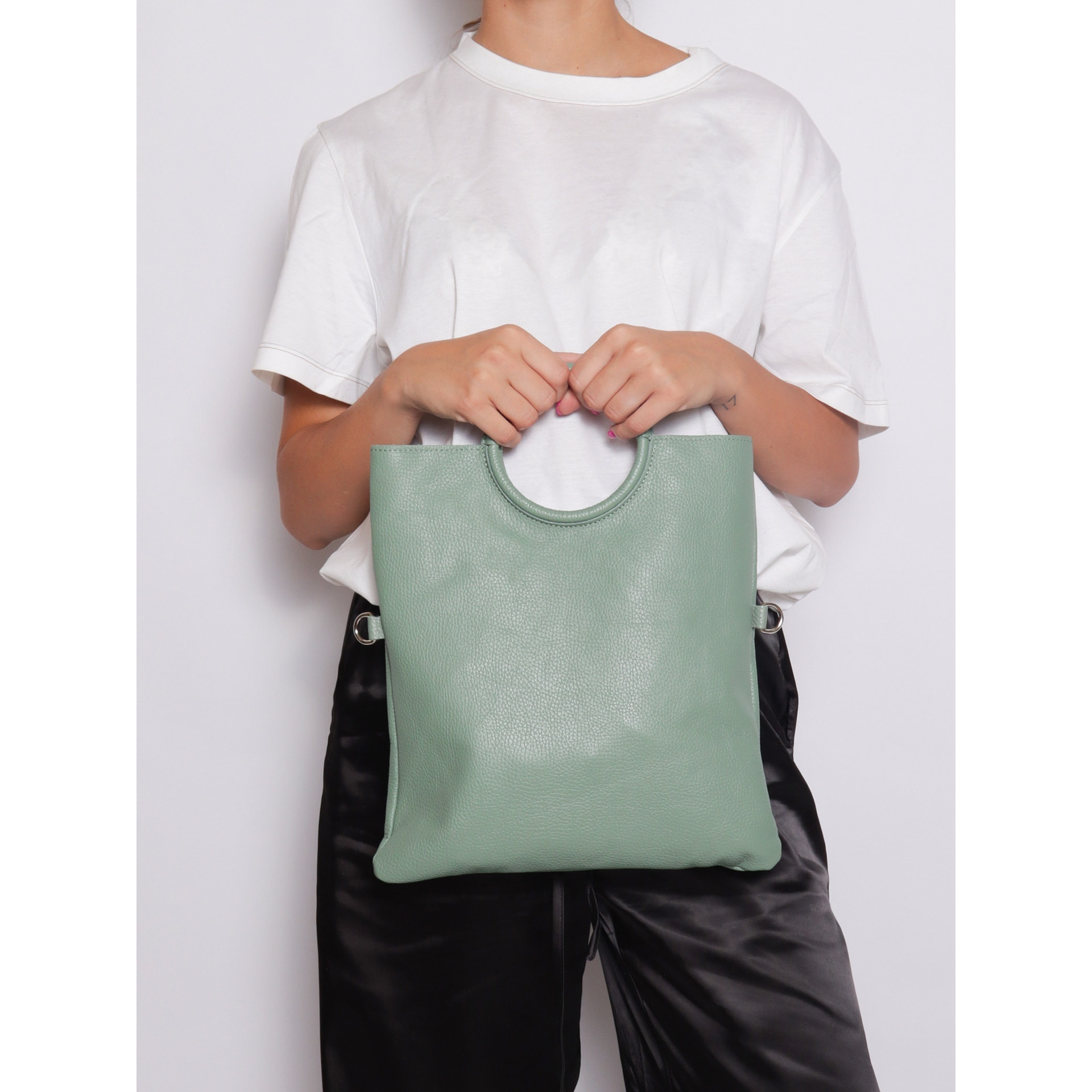 Borsa a mano da donna Made in Italy - Modello Valora Chic - 100% pelle - 29.0 x 30.0 x 1.0 cm