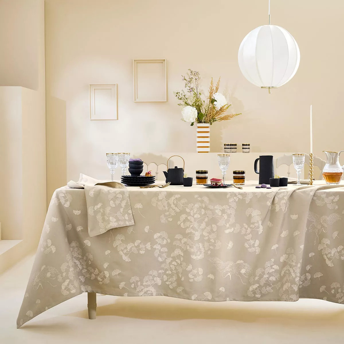 Nappe pur coton enduit motif jacquard beige Mille ginkos naturel