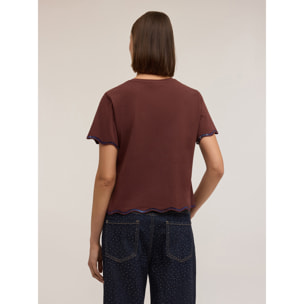 Motivi - Camiseta con bordes ondulados y bordados - Marrón