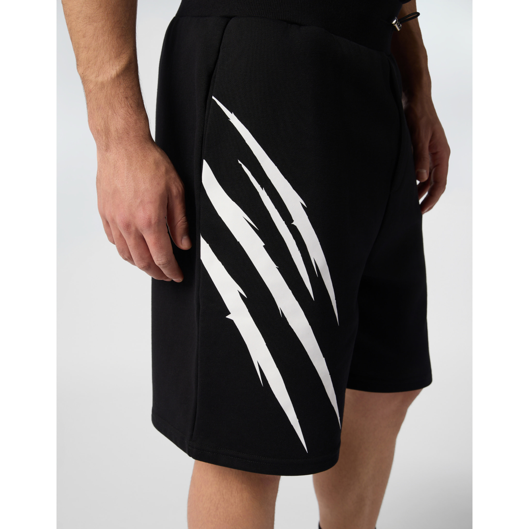 PLEIN SPORT Pantalones cortos SCRATCH