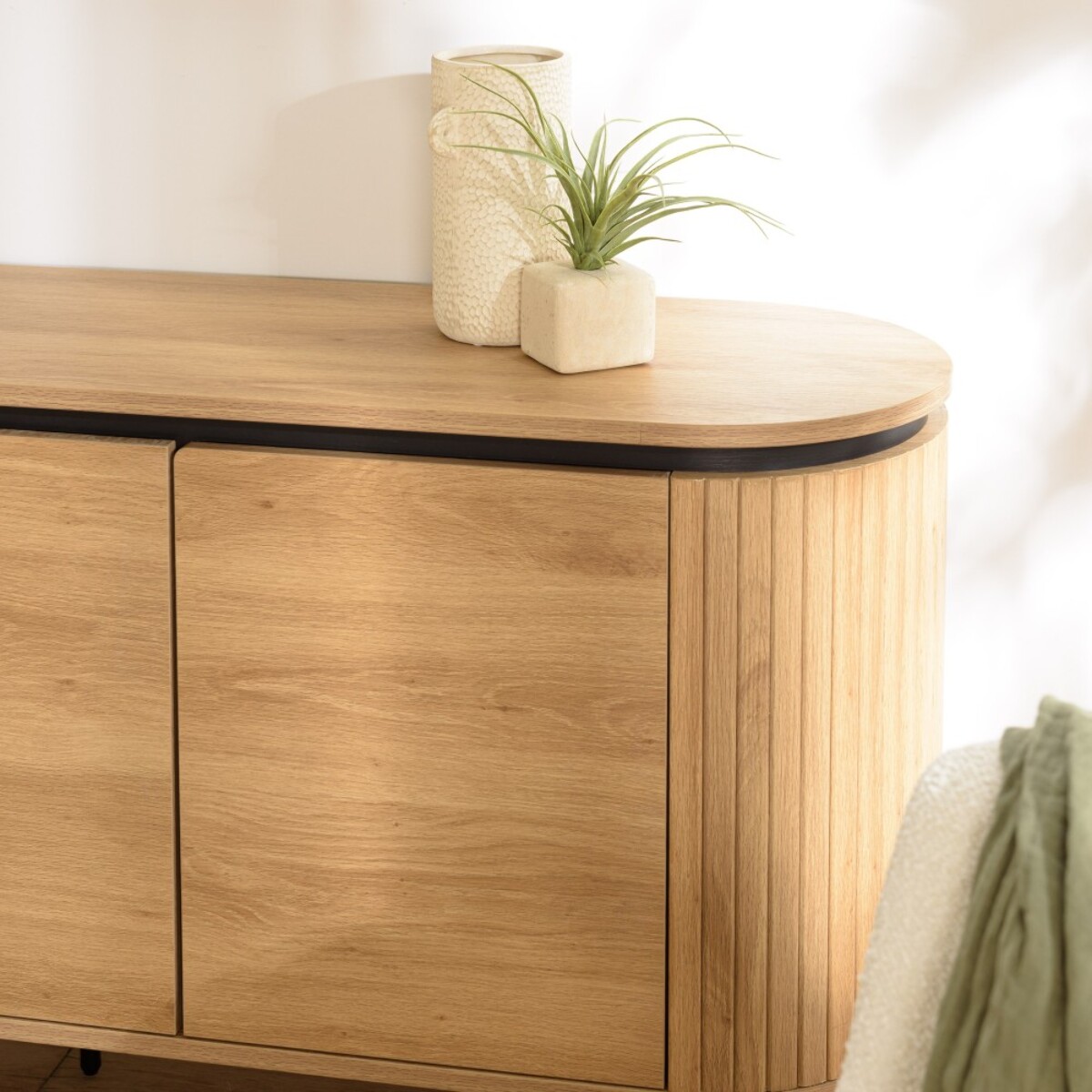 ETHAN - Buffet arrondi couleur naturelle 3 portes