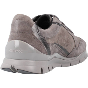 Sneakers de  Mujer de la marca GEOX  modelo D SUKIE B GRIS