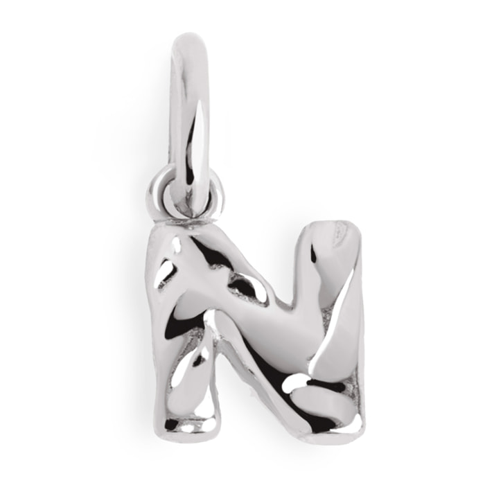 Charm Letter Organic in Argento