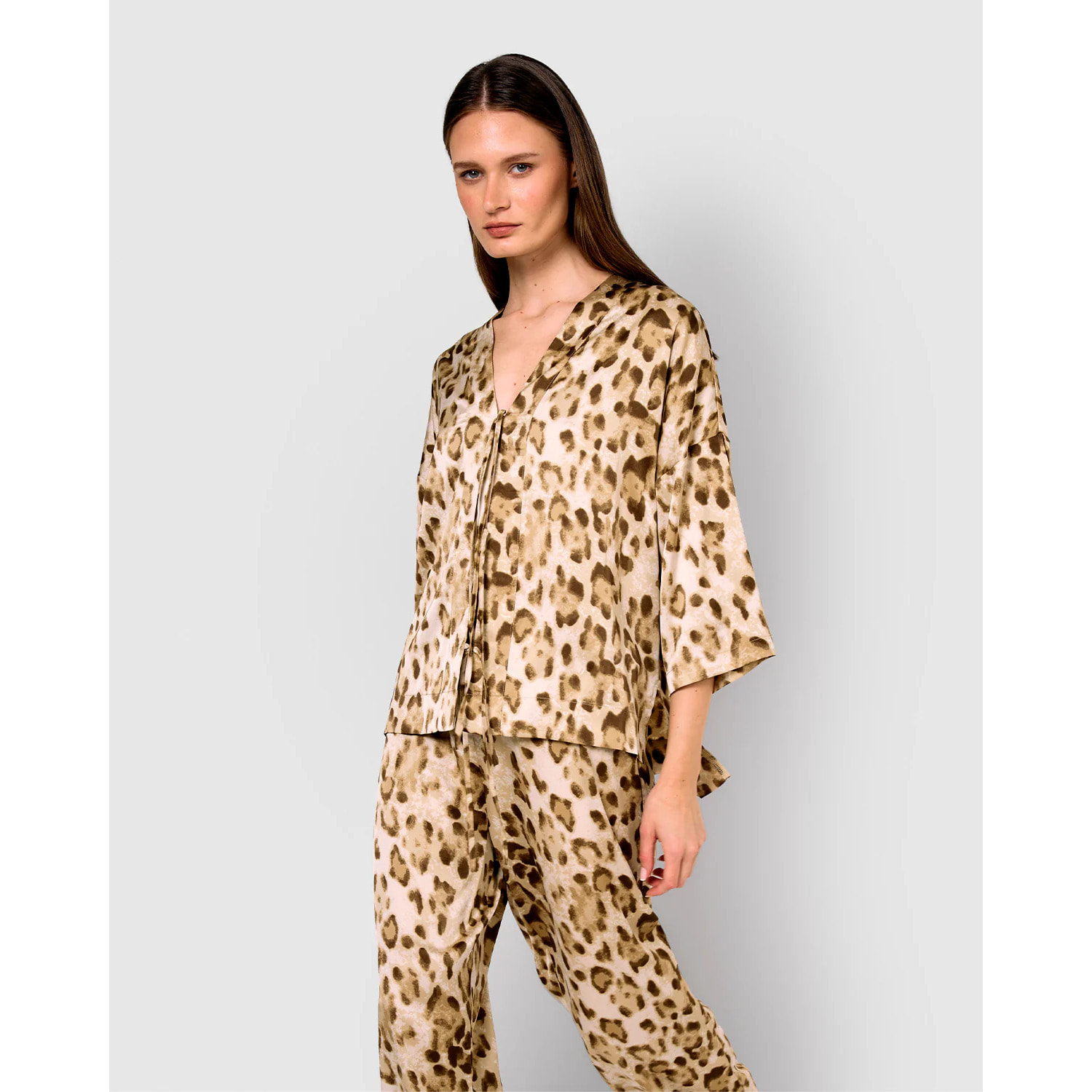 Blusa satén lazos pai marrón