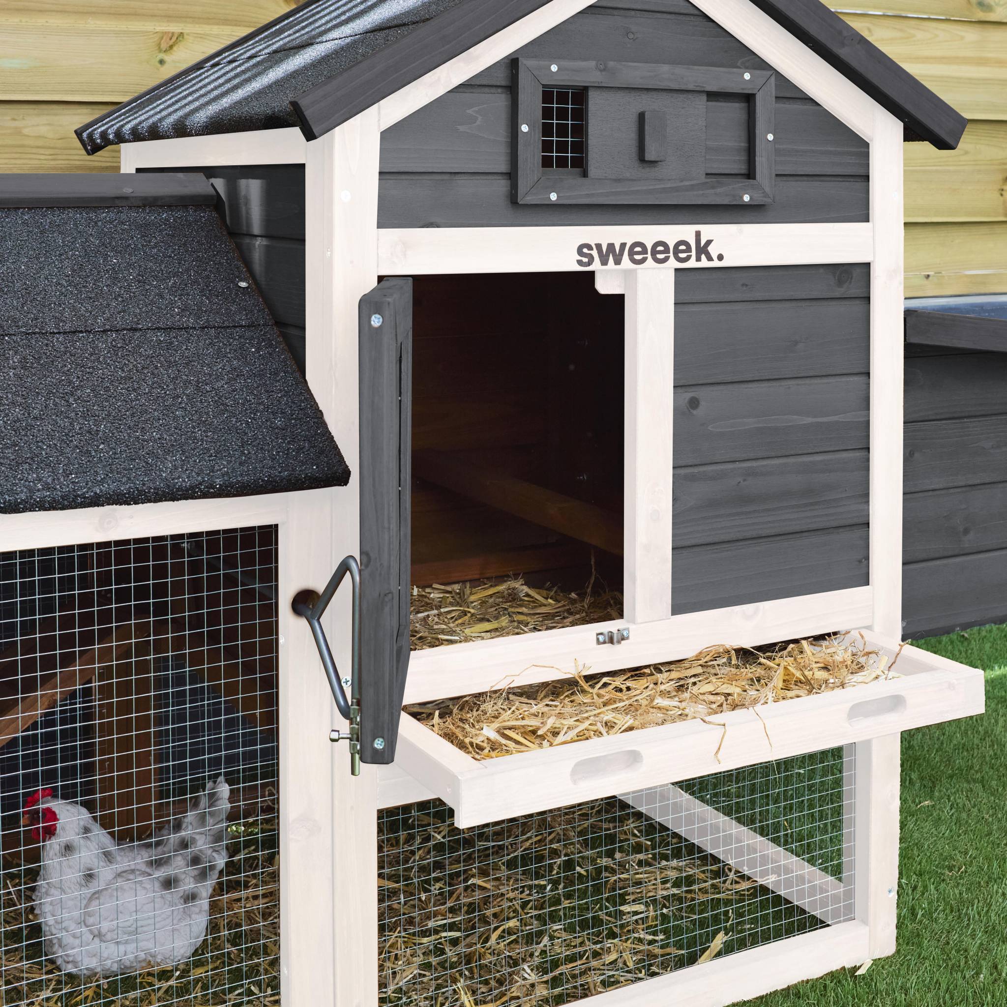 Poulailler en bois anthracite GALINETTE. 3 poules. cage à poule avec enclos