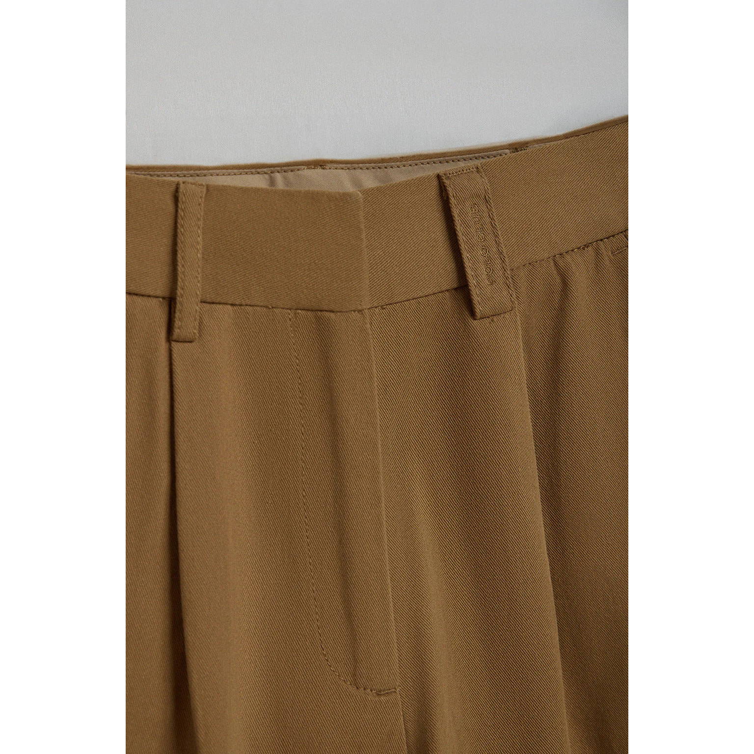Pantaloncini Menfis in twill color cammello con dettagli Polo Club